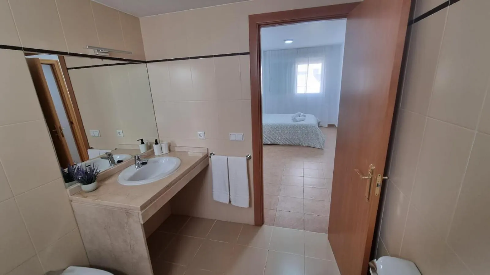 Moderno Apartamento 3 Dormitorios, Garaje Y Piscina 라알가바 아파트